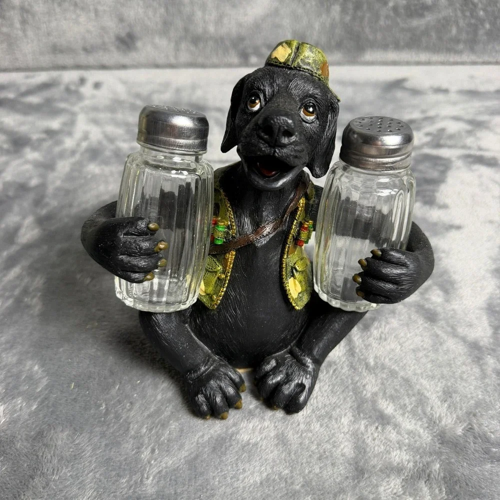 Rivers Edge Hunting Lab Salt and Pepper Shaker Set Black Lab Camo Dog Figurine